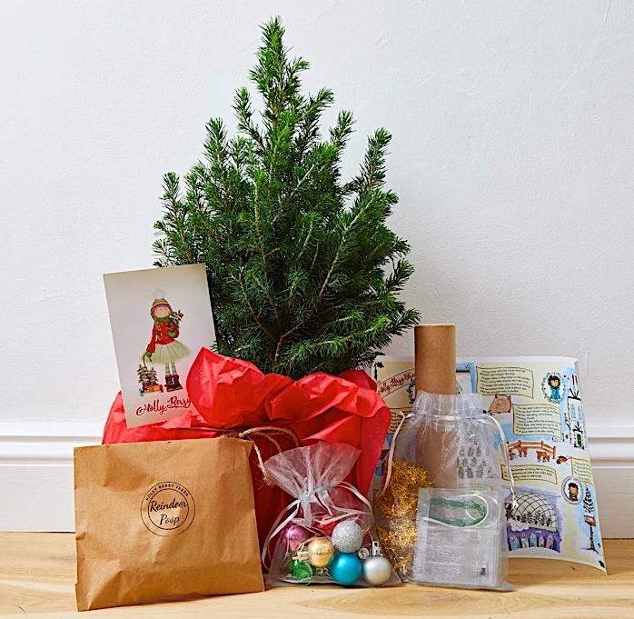 Tree & Multicoloured baubles